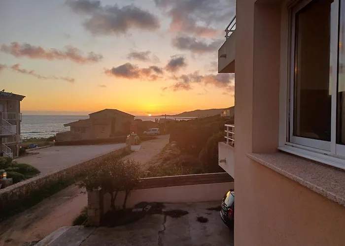 T2 Bord De 公寓 萨尔泰纳