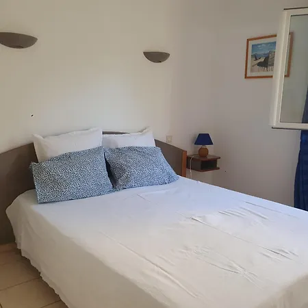 T2 Bord De Apartment