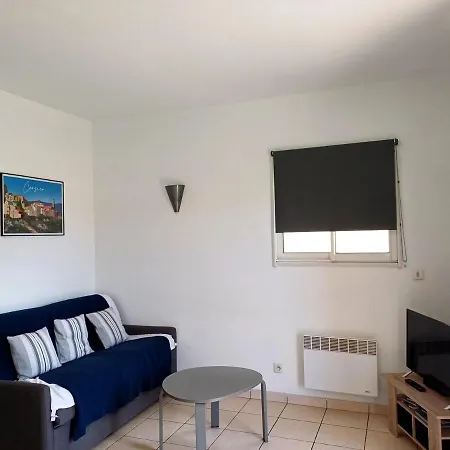 T2 Bord De Apartment